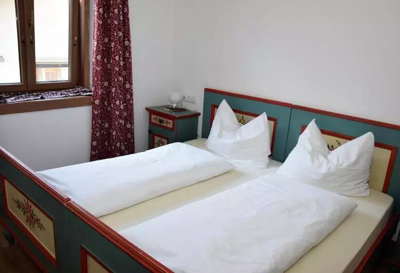 Hotelli Gasthof Sterzingerhof