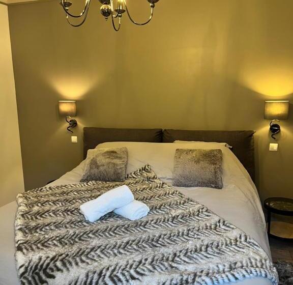 ベッドアンドブレックファースト Maison La Glycine