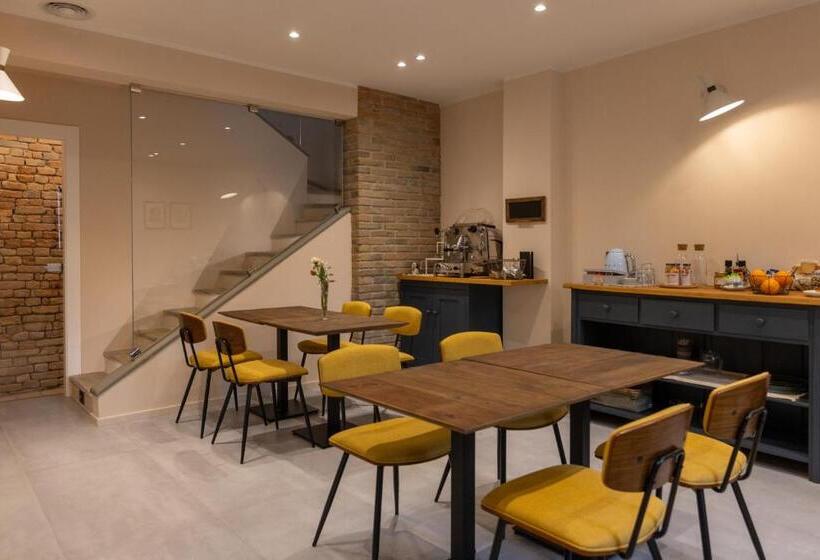 ベッドアンドブレックファースト Room & Breakfast Civico 07