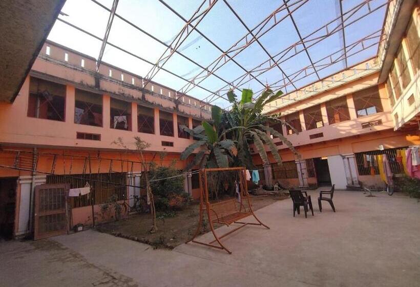 酒店 Bhagwan Sri Ramakrishna Sewa Tarst