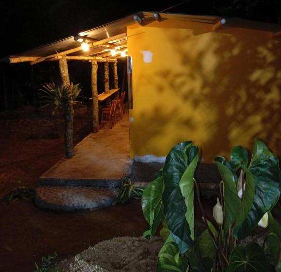 Hotel Cabañas La Miranda