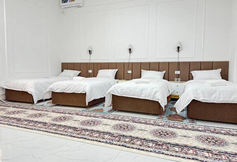 בית מלון כפרי Chashmafam