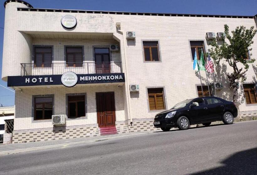 בית מלון כפרי Chashmafam