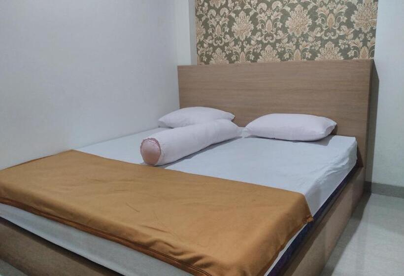 בית מלון כפרי Grha Raf Homestay