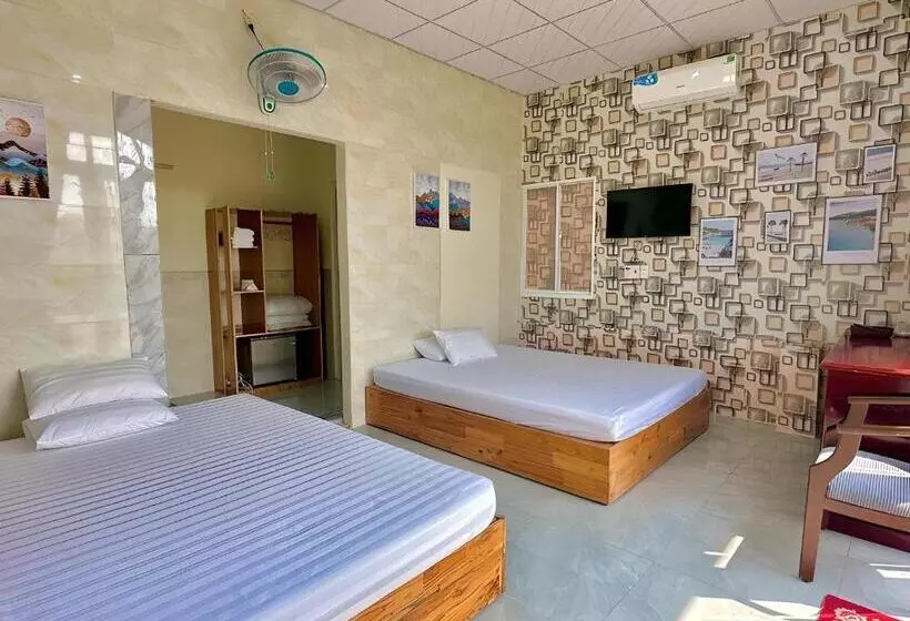 هتل Khách Sạn Hằng Trang