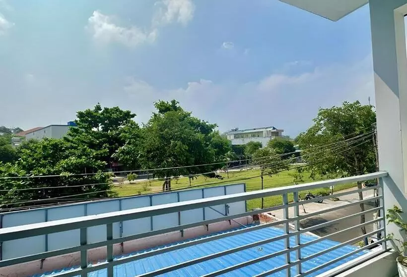 هتل Khách Sạn Hằng Trang