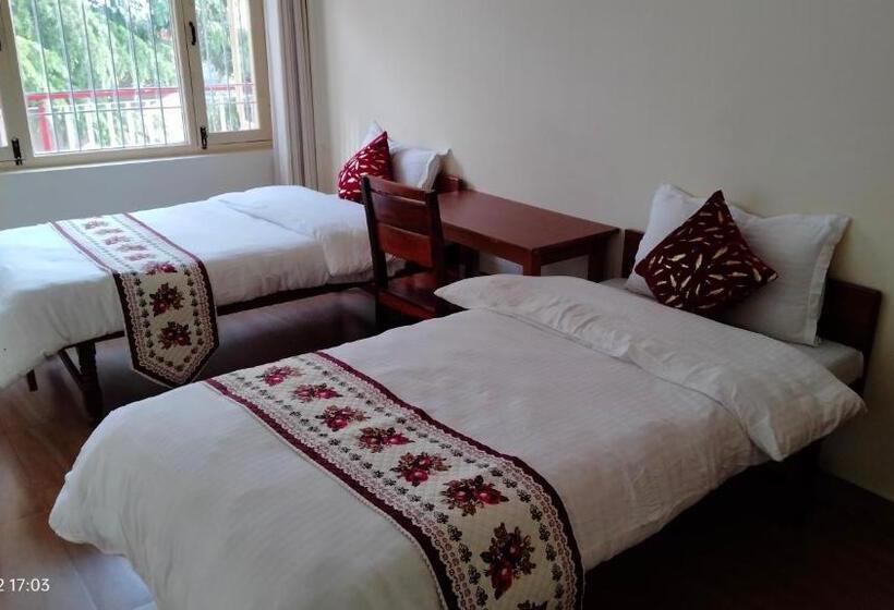 בית מלון כפרי Tabo House