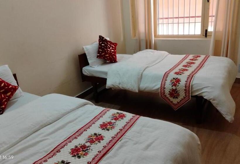 בית מלון כפרי Tabo House