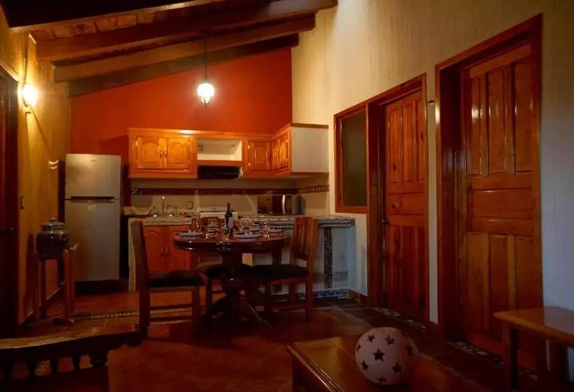 Hotelli Villas San Miguel