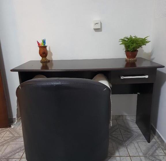 بنسيون Casa Groot