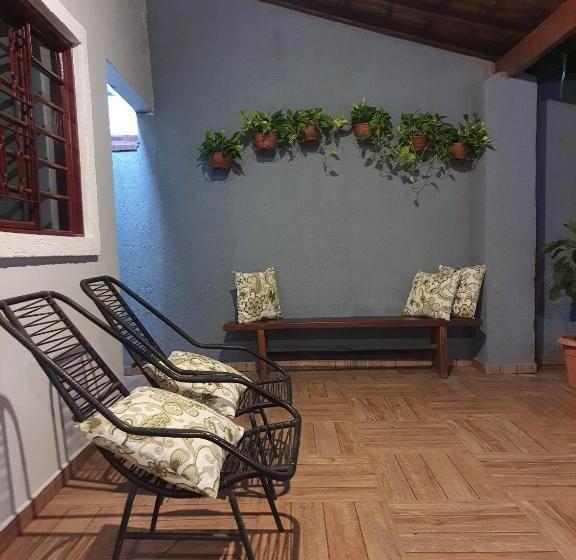 بنسيون Casa Groot