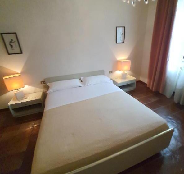 ペンション La Grotta Di San Michele