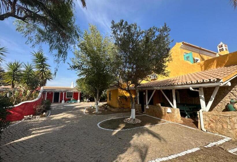 بنسيون Nuriah Boutique House