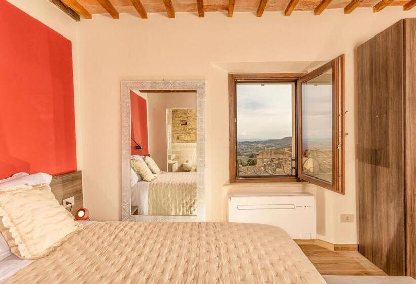 פנסיון Palazzo Falcinelli Luxury Room In Montepulciano Center With Elevator