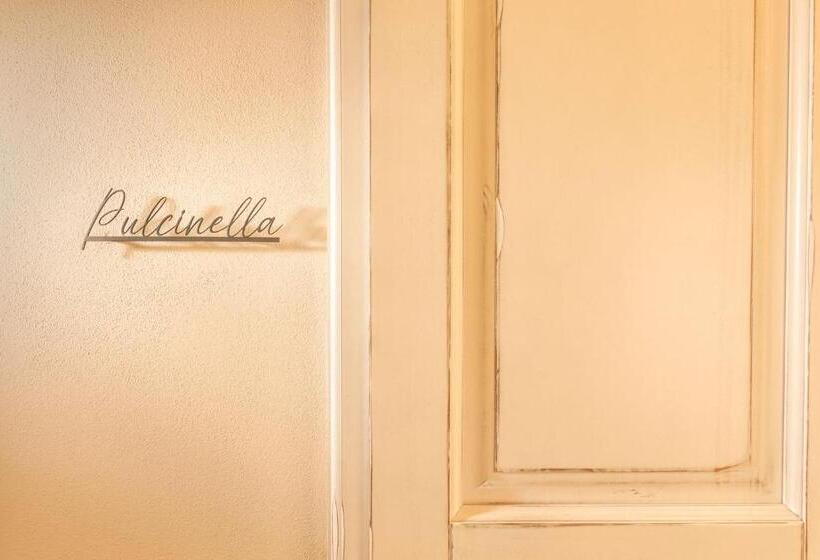 פנסיון Palazzo Falcinelli Luxury Room In Montepulciano Center With Elevator