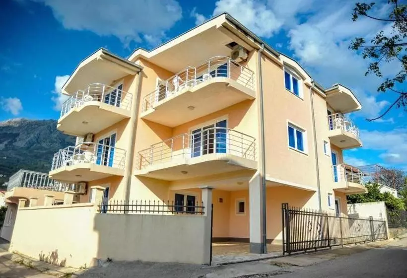 Apartmani Ariana