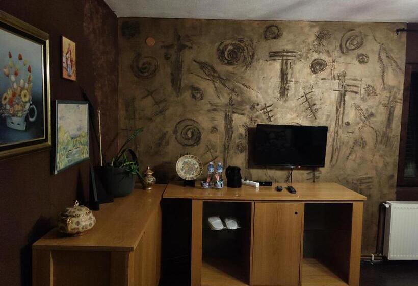 تختخواب و صبحانه Etno Selo Naša Avlija