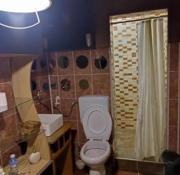 تختخواب و صبحانه Etno Selo Naša Avlija