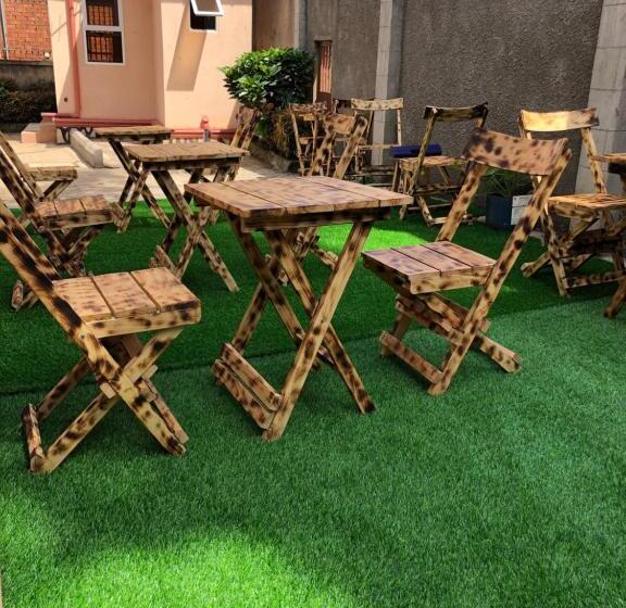 His&hers Motel By Mathias