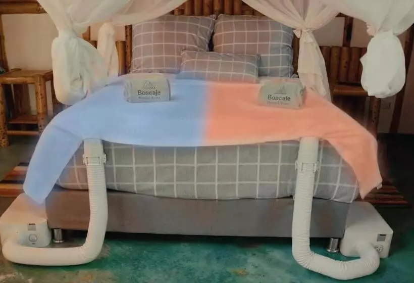 Hotelli Boscaje Solarpunk Habitat