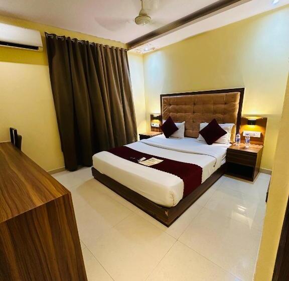 Hotel E I Residency Manage By Sb Group