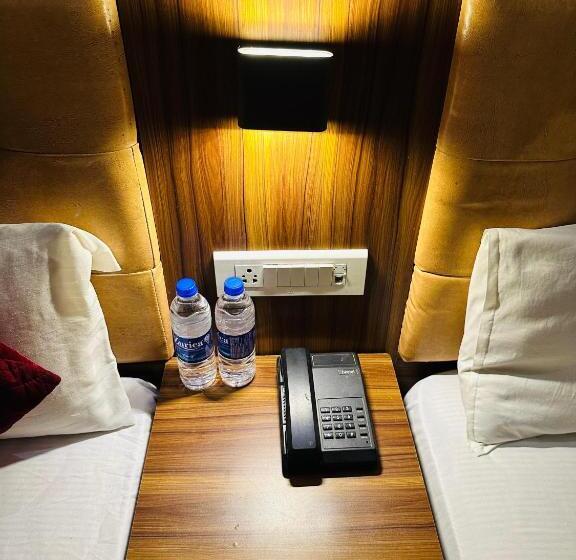 Отель E I Residency Manage By Sb Group