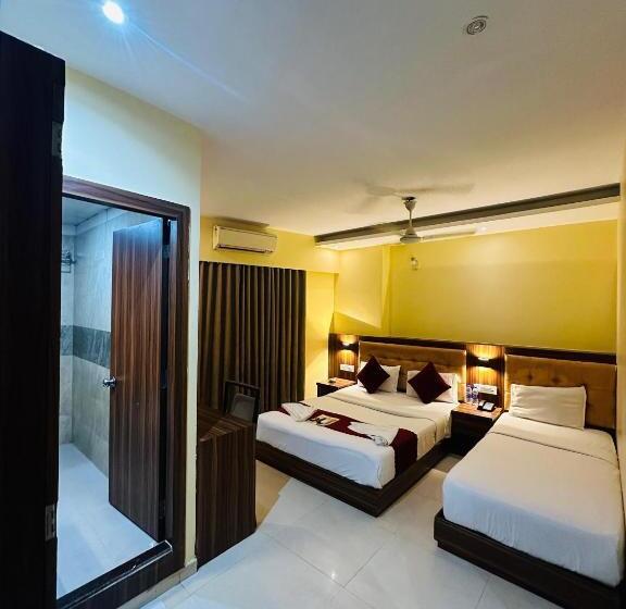 Отель E I Residency Manage By Sb Group