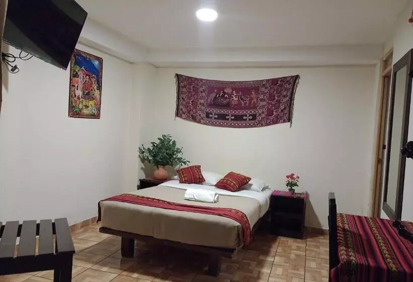 هتل Hostal Samay