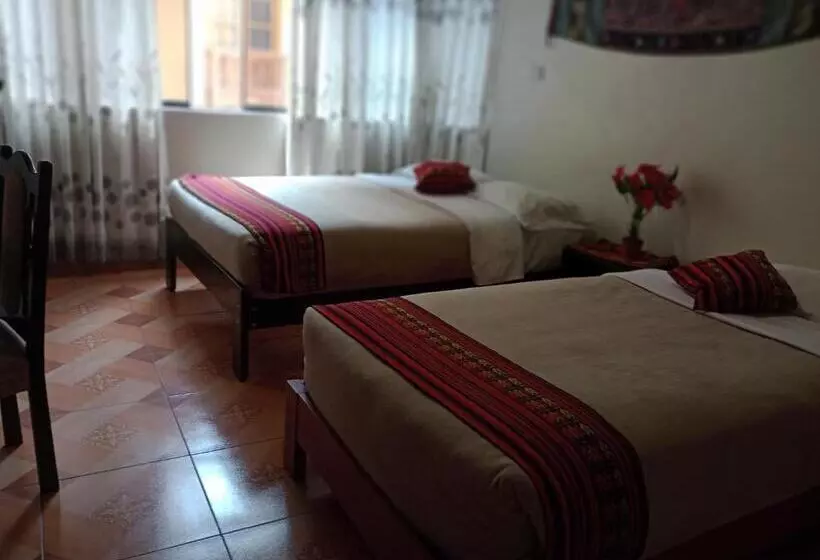 هتل Hostal Samay