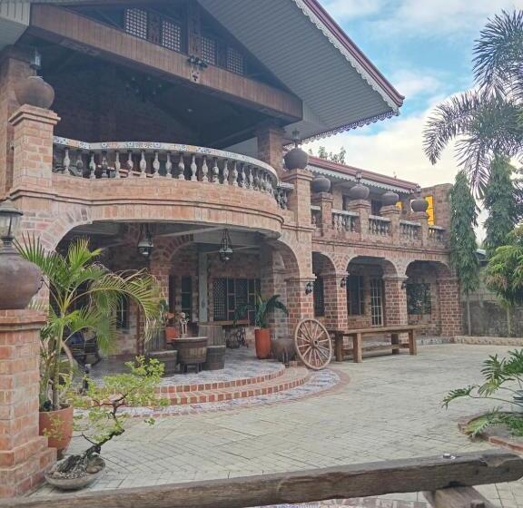 ホテル Mount Pinatubo Base Camp At Balai Hermogina