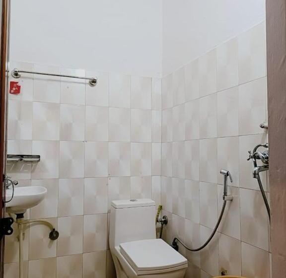 Hotelli The Roxxy Royal Resort