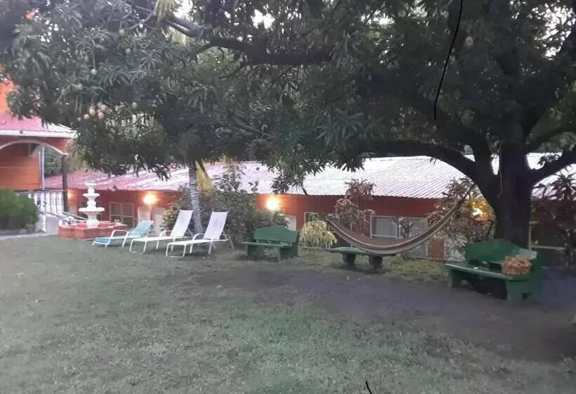 Hotelli Villa Ordonez