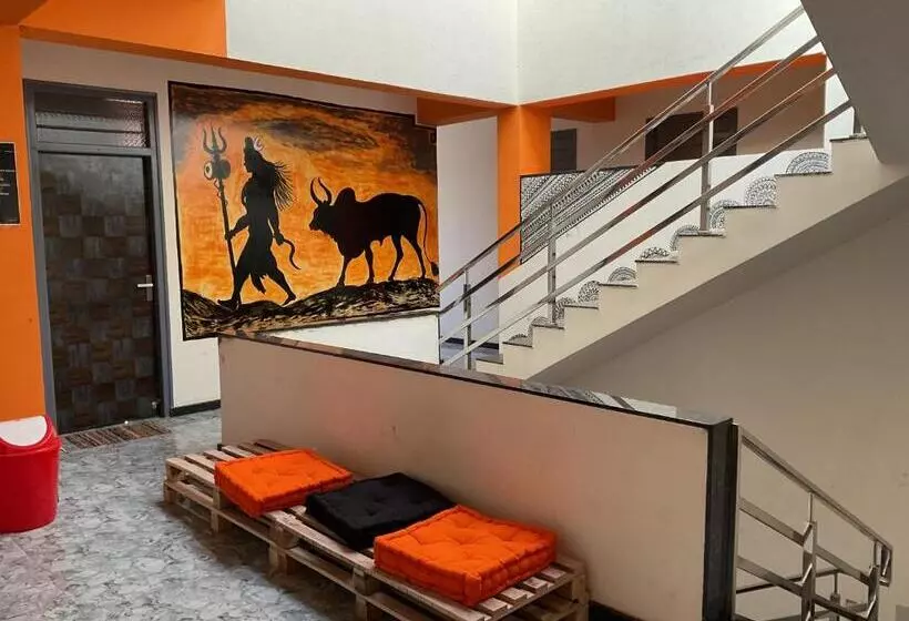 Lostel Backpacker Hostel