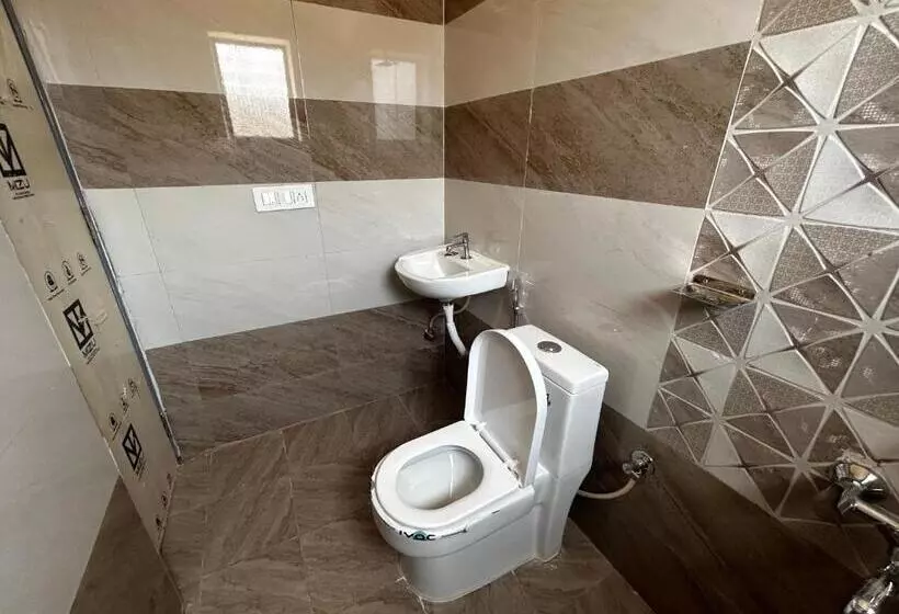 Lostel Backpacker Hostel