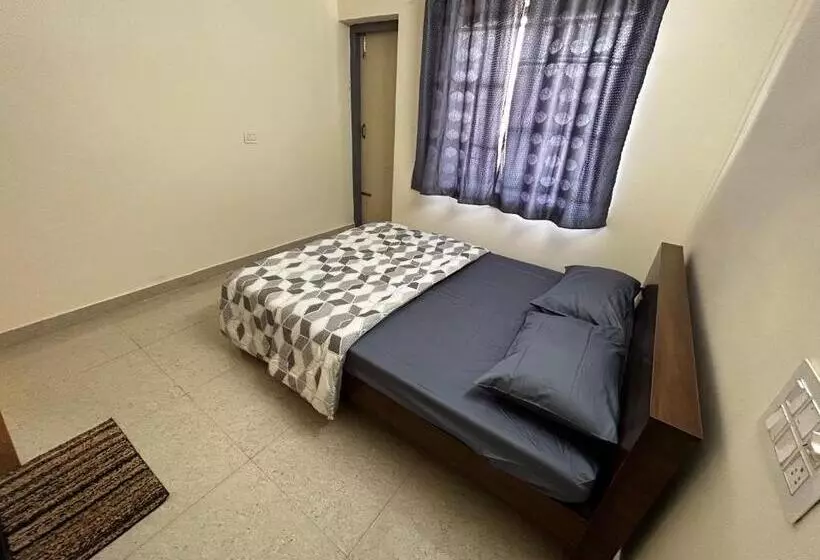 Lostel Backpacker Hostel