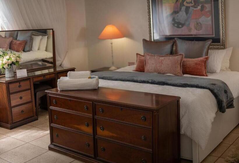 Pension Rose And Ivy Cottages