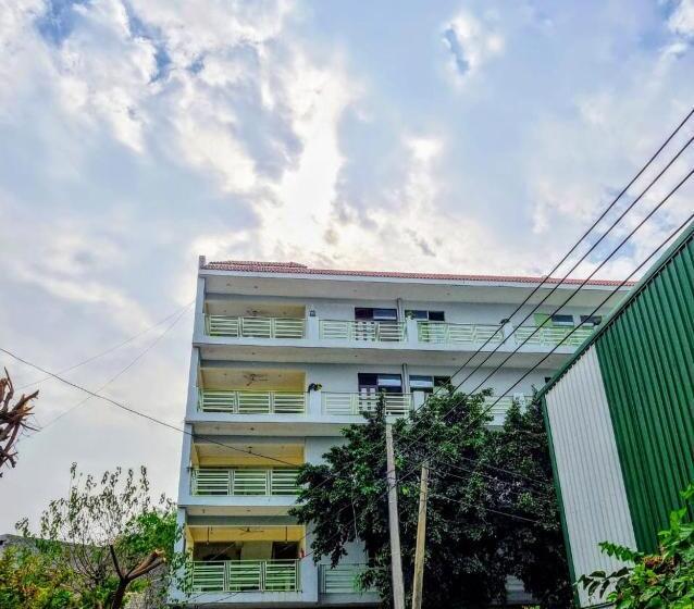 פנסיון Windy Cliff Coliving