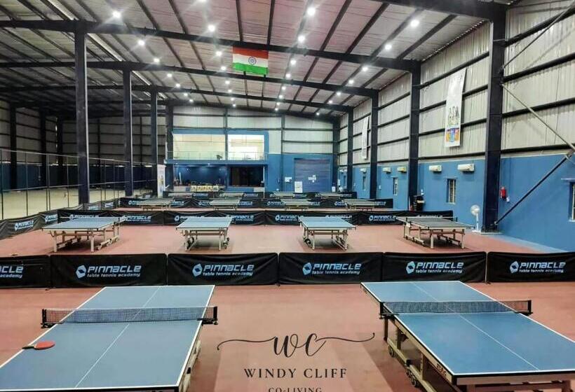 פנסיון Windy Cliff Coliving