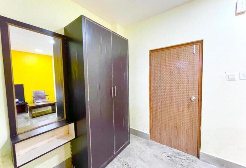 酒店 Coral Suites Puri  Swimming Pool Lift Wifi Facilities  Excellent Choice Of Travellers   Best Seller