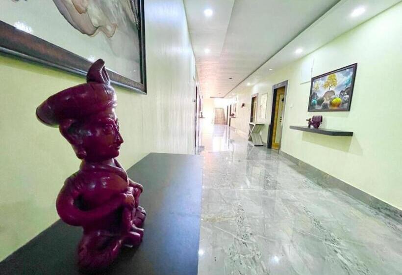 酒店 Coral Suites Puri  Swimming Pool Lift Wifi Facilities  Excellent Choice Of Travellers   Best Seller