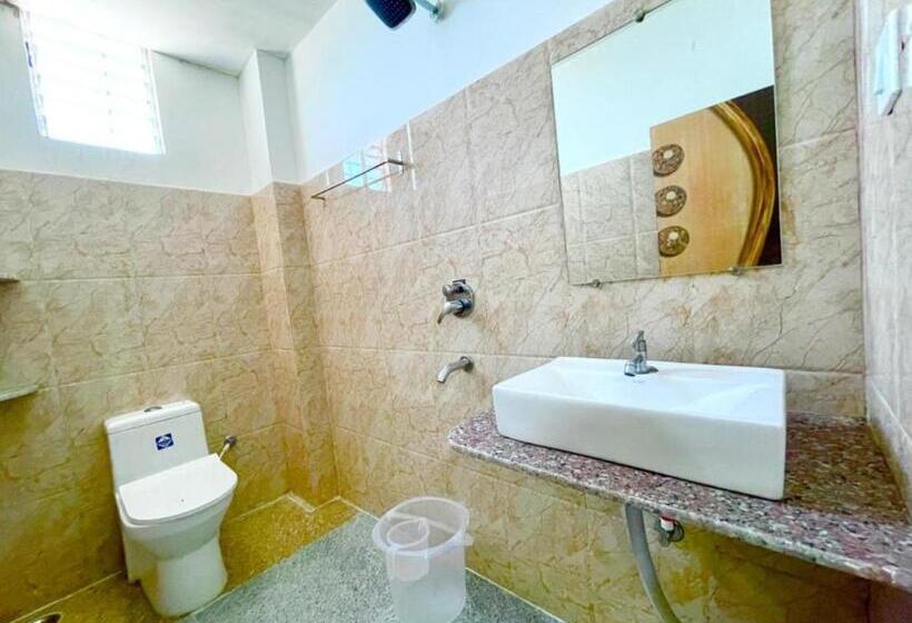 酒店 Coral Suites Puri  Swimming Pool Lift Wifi Facilities  Excellent Choice Of Travellers   Best Seller