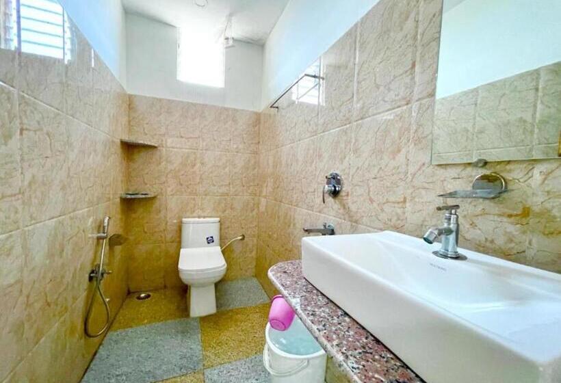 酒店 Coral Suites Puri  Swimming Pool Lift Wifi Facilities  Excellent Choice Of Travellers   Best Seller