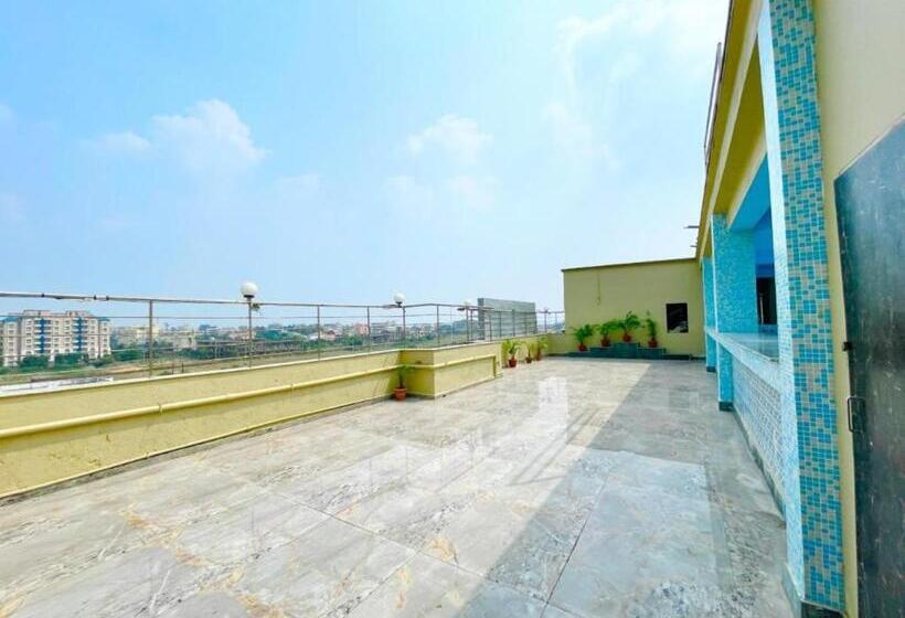酒店 Coral Suites Puri  Swimming Pool Lift Wifi Facilities  Excellent Choice Of Travellers   Best Seller