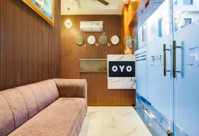 Oyo Hotel Holiday First