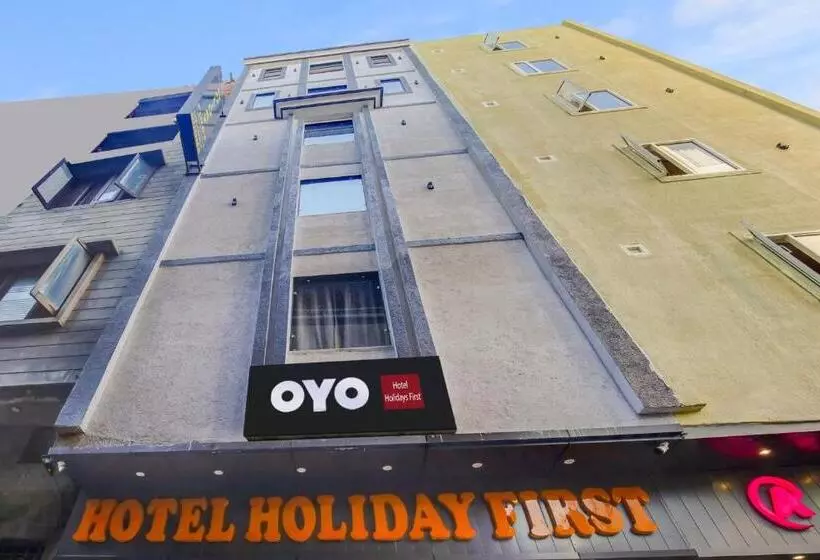 Oyo Hotel Holiday First