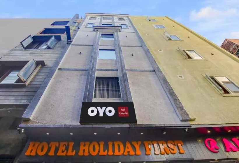 Oyo Hotel Holiday First