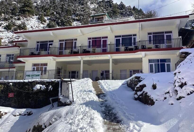 צימר Pine Cottage