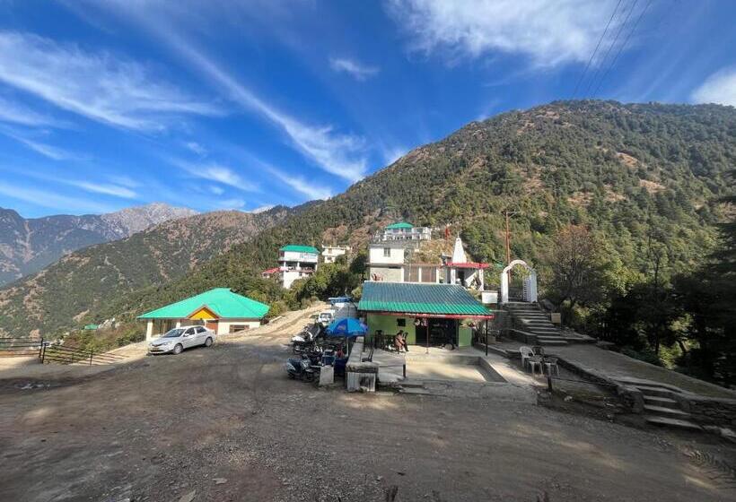 צימר Pine Cottage