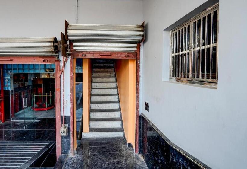 Отель Oyo Balaji Premium Co Living