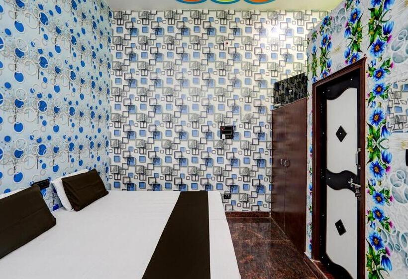 Отель Oyo Balaji Premium Co Living